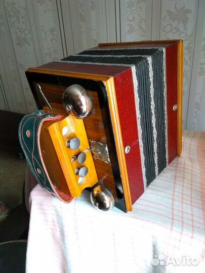 Гармонь Саратовская с колокольчиками