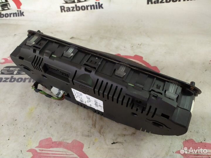 Щиток приборов (Панель приборов) Mercedes Sprinter