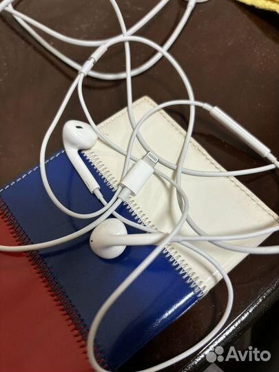 Наушники apple earpods lightning