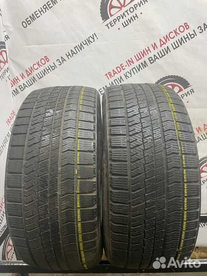 Bridgestone Blizzak VRX2 245/40 R18 93Q