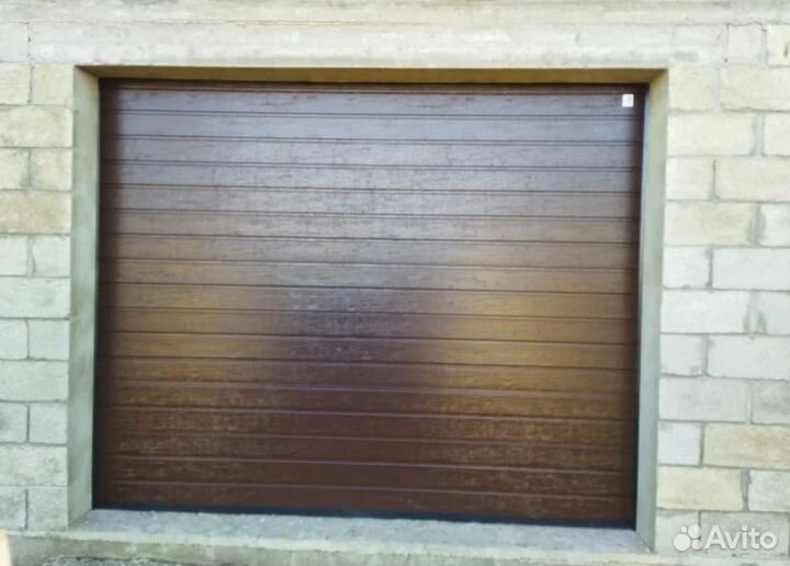 Секционные ворота фирм. Alutech с установкой