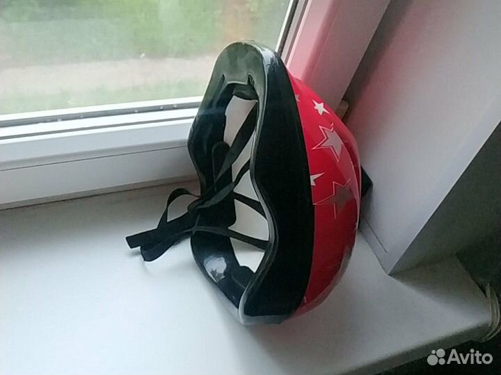 Защитный шлем