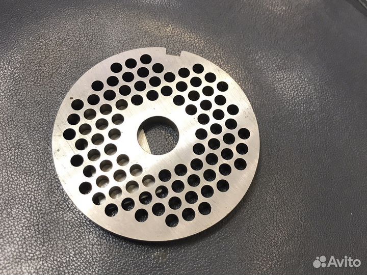 Решетка мясорубки мим-300 №1 без бурта