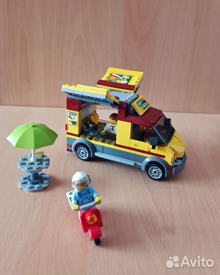 Lego City 60150 Фургон-пиццерия