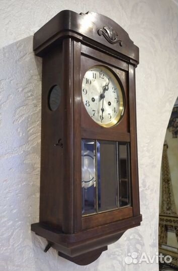 Часы настенные с боем антикварные Gustav Becker