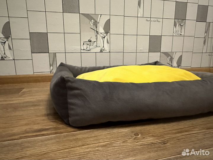 Лежанка для собак и кошек