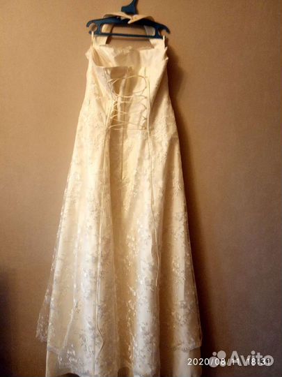 Платье свадебное