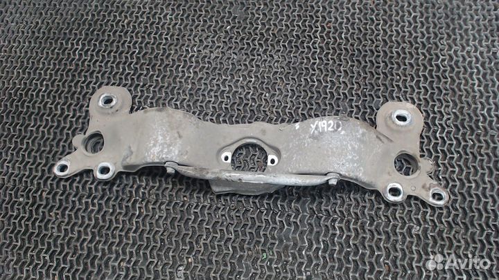 Балка под кпп Audi A4 (B6), 2003