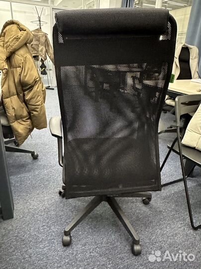 Компьютерное кресло