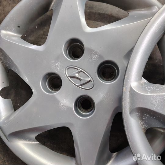 Колпаки на hyundai solaris r15