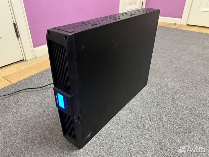 Блок бесперебойного питания 2000 в\а