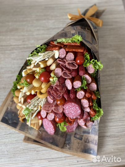 Мужской букет/мясной колбасный букет мужчине