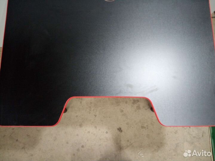 Компьютерный стол новый