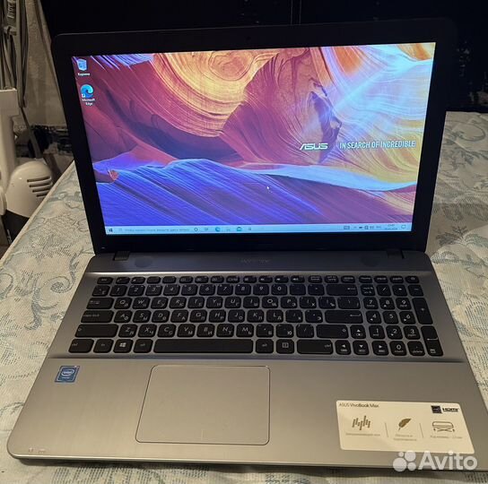 Ноутбук Asus vivobook max