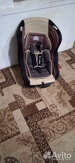 Детское автокресло