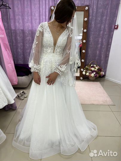 Свадебное платье