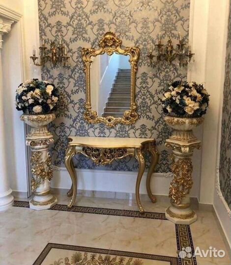 Консоль с зеркалом