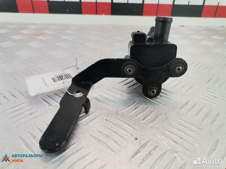 Насос антифриза дополнительный Skoda Octavia