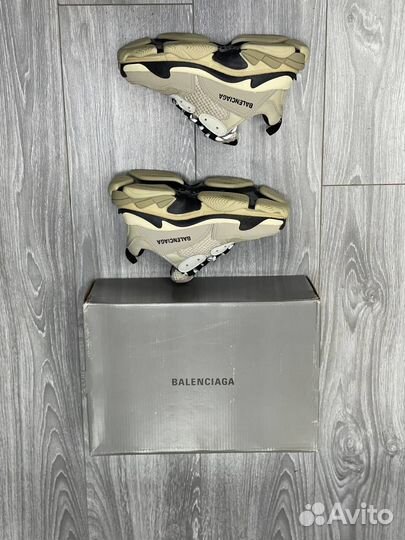 Кроссовки Balenciaga Triple-S Beige (36-40)