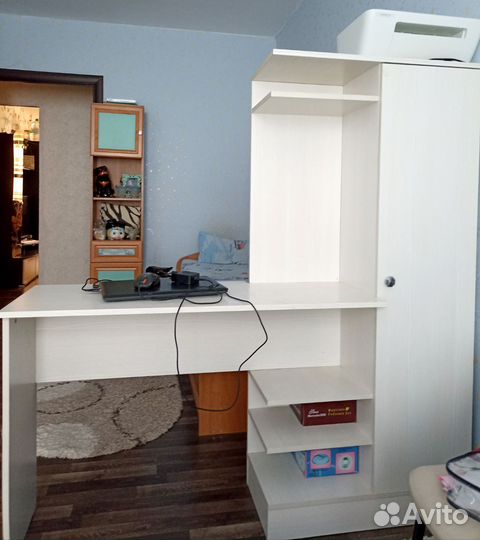 Стол письменный