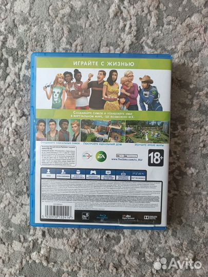 The Sims 4 PS4