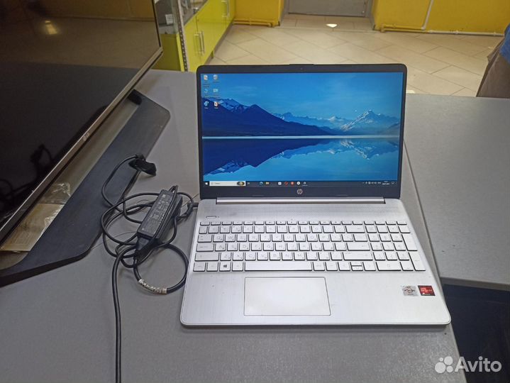 Ноутбук HP Laptop/Silver 3050U