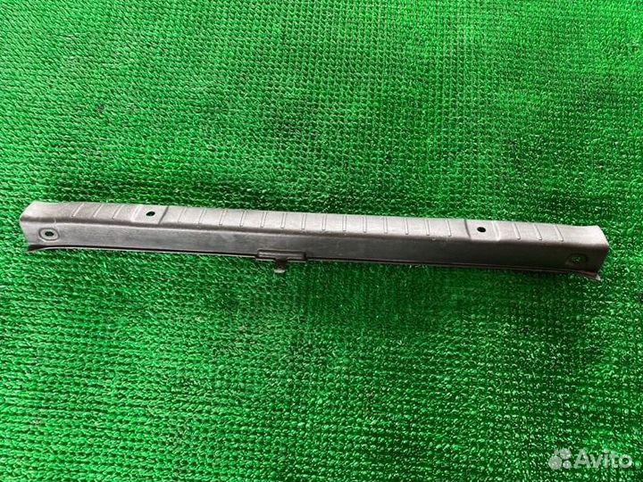 Обшивка багажника зад. Suzuki Jimny