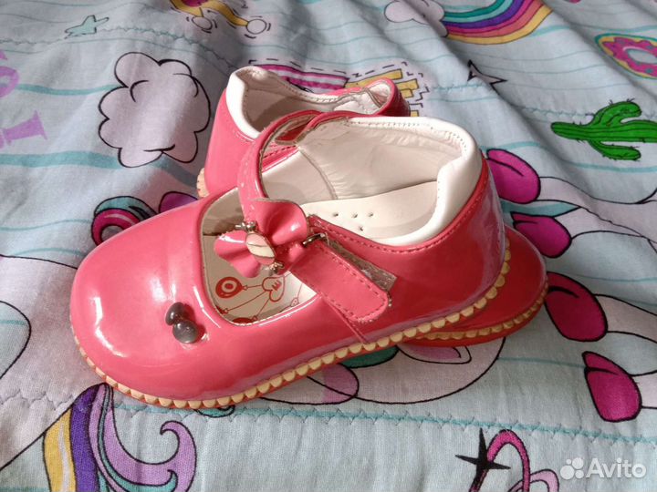 Босоножки туфли тапки