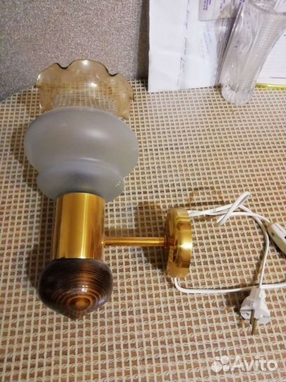 Светильник настенный