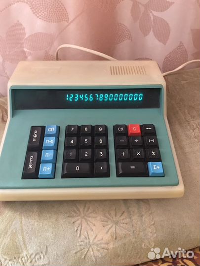 Бухгалтерский калькулятор мк-59. СССР