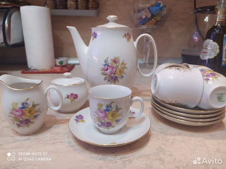 Сервизы кофейный и чайный