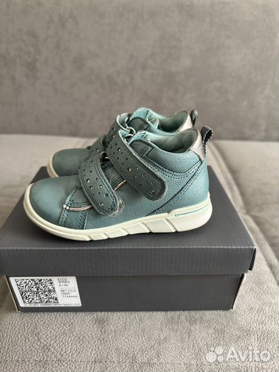 Ботинки для девочки Ecco