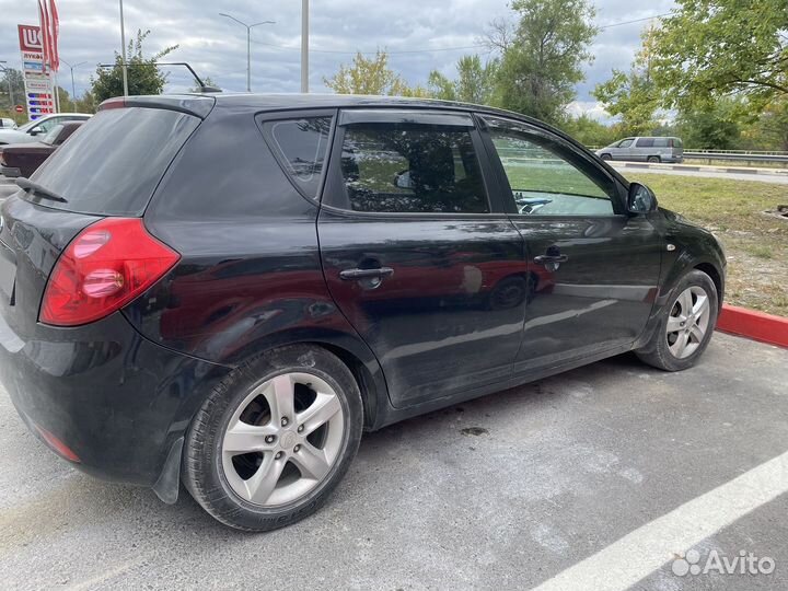 Kia Ceed 1.6 AT, 2008, 215 000 км