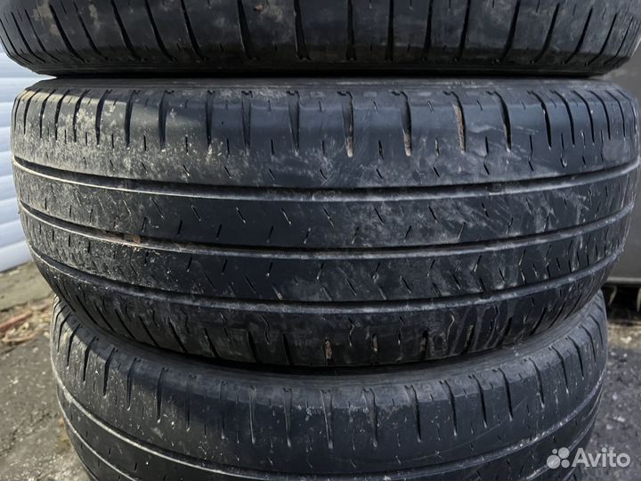 Nexen Roadian CT8 215/65 R17