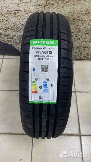 Goodride ZuperEco Z-107 205/70 R15
