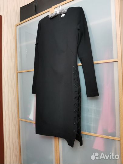 Платье футляр чёрное Witchery 36раз