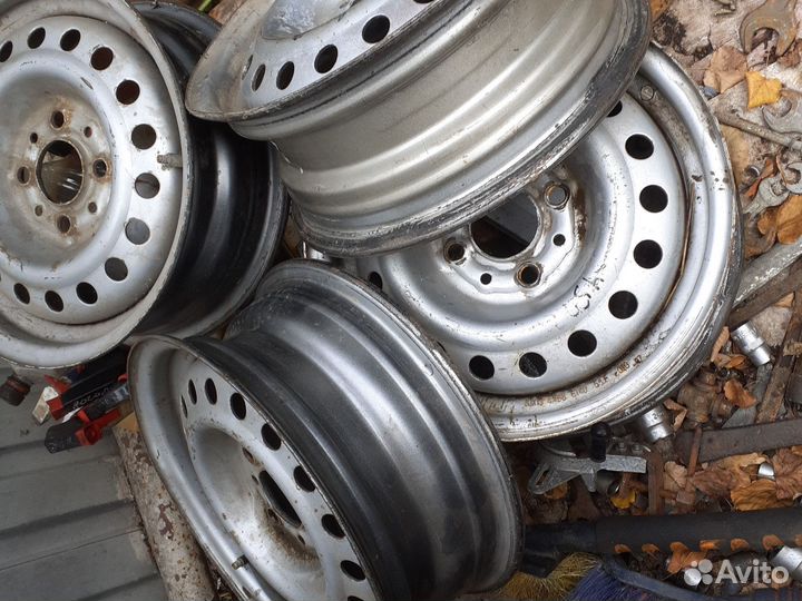 Amberstone 700 5/70 R13