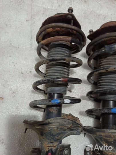 Стойки передние Hyundai Getz