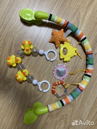 Погремушка на коляску