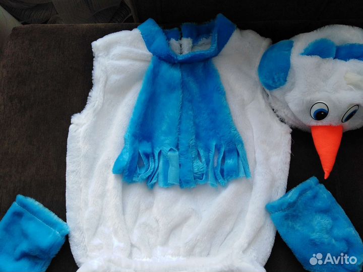 Новогодний костюм снеговика