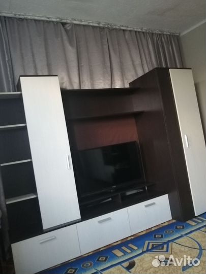 Стенка в гостиную бу