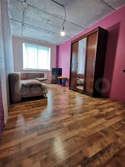 1-к. квартира, 42 м², 3/9 эт.