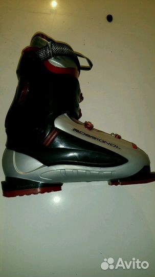 Горнолыжные ботинки