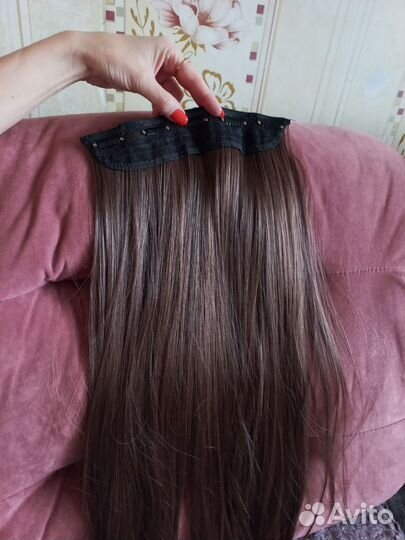 Волосы на заколках