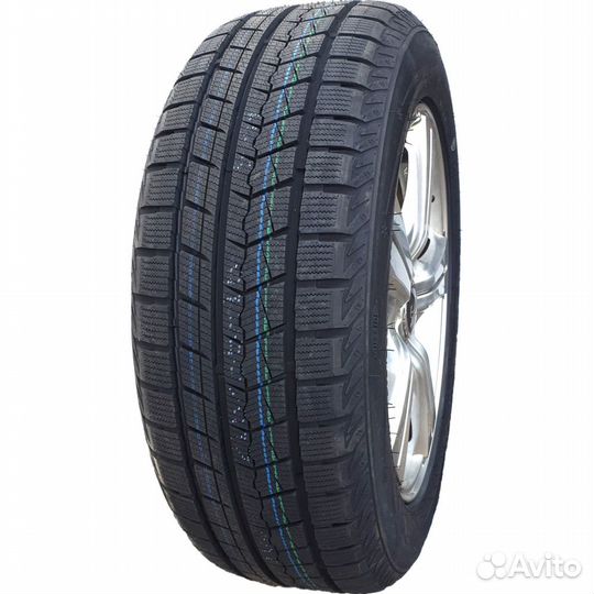 Roadmarch Snowrover 868 225/40 R18