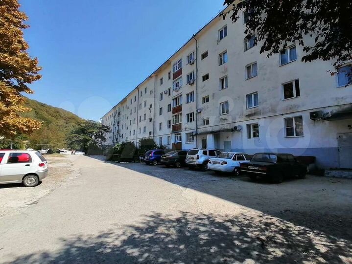 4-к. квартира, 77,2 м², 2/5 эт.