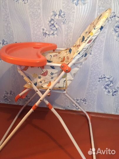 Стульчик для кормления