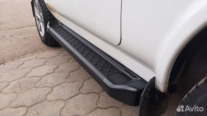 Пороги для Нива чёрные, Бумер