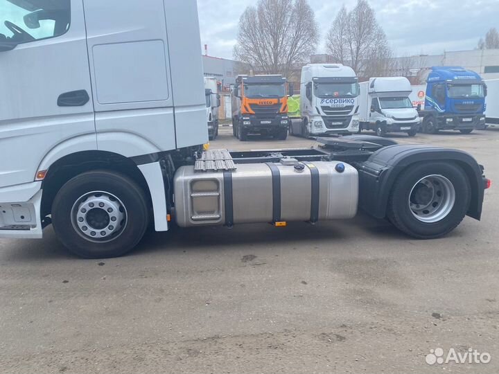 Mercedes-Benz Actros 1942, 2022