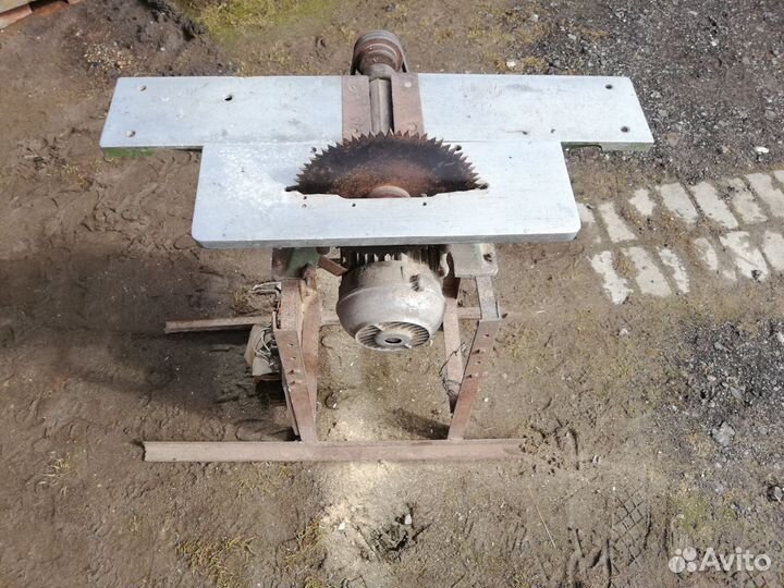 Циркулярная пила станок